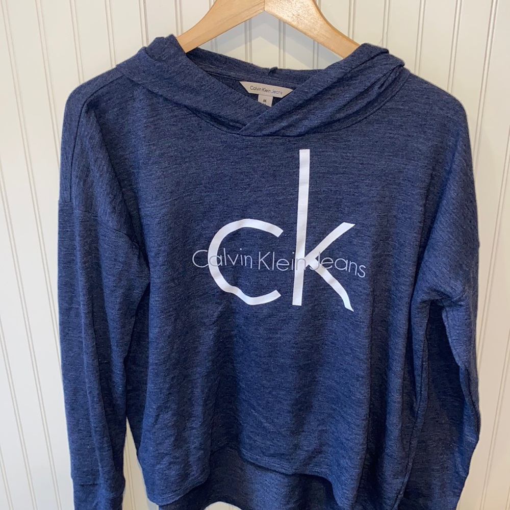 CALVIN KLEIN long sleeve top💛